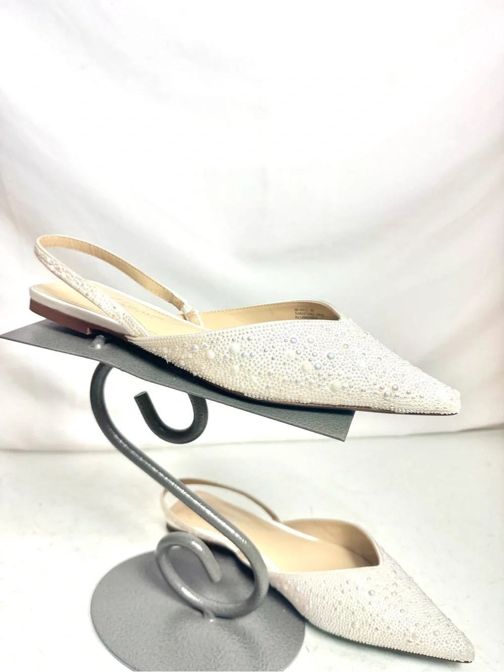 Betsey Johnson White Pearl Vance Flats Shoes Size 9